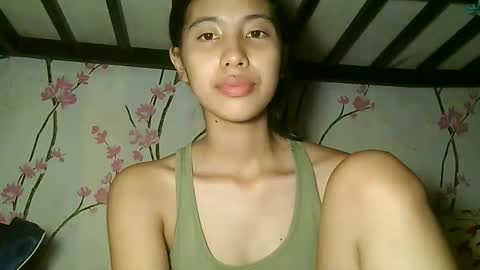 Snapshot of sweetdimple69 chatting on September 10, 8:25 am sweetdimple69 online show from September 10, 8:25 am