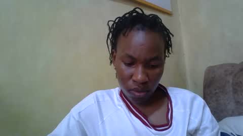 Snapshot of sweetdiva2012 chatting on February 14, 7:38 am sweetdiva2012 online show from February 14, 7:38 am