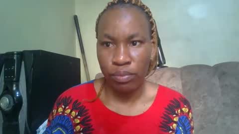 Snapshot of sweetdiva2012 chatting on September 28, 4:40 am sweetdiva2012 online show from September 28, 4:40 am