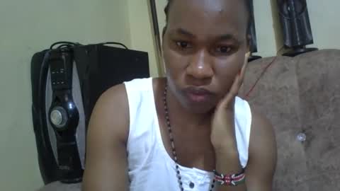 Snapshot of sweetdiva2012 chatting on October 25, 4:31 am sweetdiva2012 online show from October 25, 4:31 am