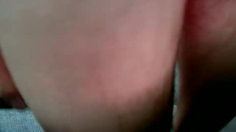 Snapshot of sweetdong chatting on November 25, 8:09 pm Stick around its a grower online show from November 25, 8:09 pm