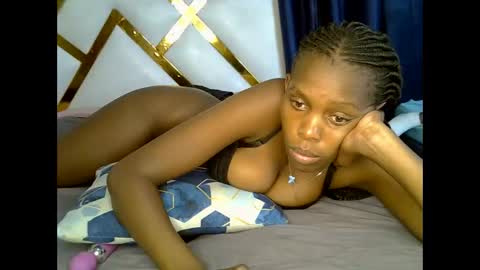 sweetebony123 online show from September 16, 2:29 pm