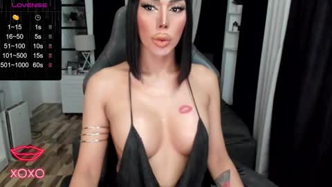 Snapshot of sweetestcandice08 chatting on September 17, 2:08 pm CANDACE online show from September 17, 2:08 pm