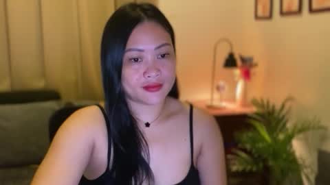 Snapshot of sweetestsmile_ chatting on November 7, 1:05 am Khaye online show from November 7, 1:05 am