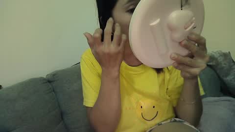 Snapshot of sweetfilipinawet chatting on December 3, 3:22 pm Stacy online show from December 3, 3:22 pm