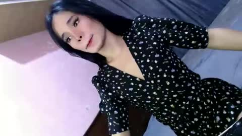 Snapshot of sweetfuckerbabyy18 chatting on December 5, 9:39 am sweetfuckerbabyy18 online show from December 5, 9:39 am