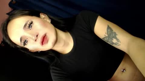 Snapshot of sweetfuckerbabyy18 chatting on September 22, 12:18 pm sweetfuckerbabyy18 online show from September 22, 12:18 pm