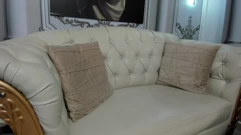 Snapshot of sweetgirl4u_ chatting on October 15, 8:03 am MIA online show from October 15, 8:03 am