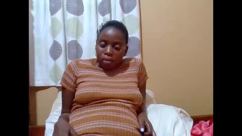 Snapshot of sweetib1 chatting on November 15, 1:40 pm sweetib1 online show from November 15, 1:40 pm