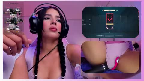 Snapshot of sweetie_cloe chatting on May 27, 10:29 pm sweetie_cloe online show from May 27, 10:29 pm