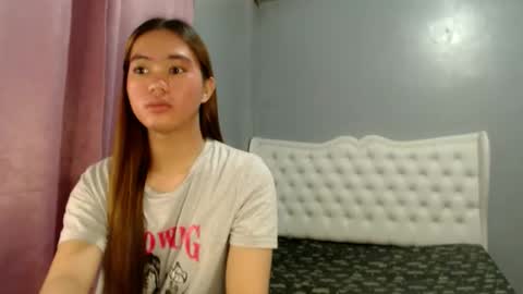 SWEET KEYA online show from April 17, 4:32 pm