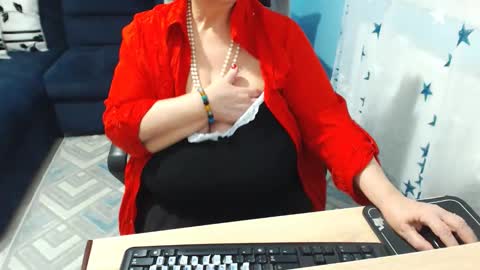 Snapshot of sweetladyrebeka chatting on February 25, 5:04 pm Rebeka online show from February 25, 5:04 pm