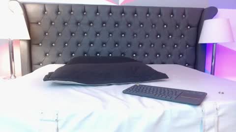 Snapshot of sweetlu_gh chatting on December 31, 9:39 pm Sweetlu online show from December 31, 9:39 pm