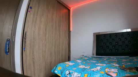 Snapshot of sweetmagic6 chatting on October 27, 12:42 pm sweetmagic6 online show from October 27, 12:42 pm