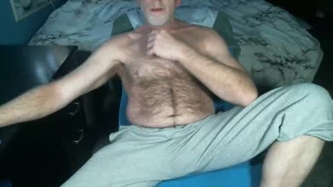 Snapshot of sweetman4a chatting on November 11, 8:31 pm Michael online show from November 11, 8:31 pm