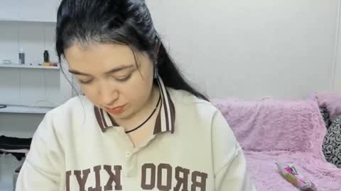 Snapshot of sweetmarylove chatting on March 3, 10:17 am sweetmarylove online show from March 3, 10:17 am