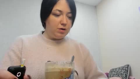 Snapshot of sweetmarylove chatting on October 11, 9:08 am sweetmarylove online show from October 11, 9:08 am