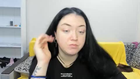 Snapshot of sweetmarylove chatting on November 20, 9:53 am sweetmarylove online show from November 20, 9:53 am