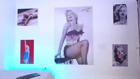 Snapshot of sweetmia_25 chatting on March 6, 4:07 pm MIA  online show from March 6, 4:07 pm