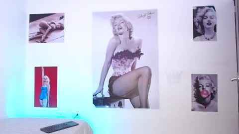Snapshot of sweetmia_25 chatting on March 6, 7:10 pm MIA  online show from March 6, 7:10 pm