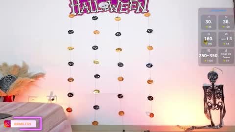 Snapshot of sweetmia_25 chatting on October 29, 7:26 pm MIA online show from October 29, 7:26 pm