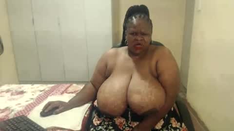 sweetnoziexxx online show from January 15, 9:02 am