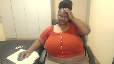 sweetnoziexxx online show from February 4, 6:04 am