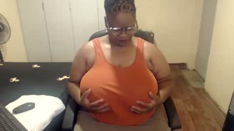 sweetnoziexxx online show from March 4, 5:42 am