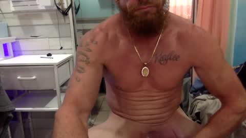 Snapshot of sweetnsexy95 chatting on February 27, 10:48 am WeAim2PZzz online show from February 27, 10:48 am