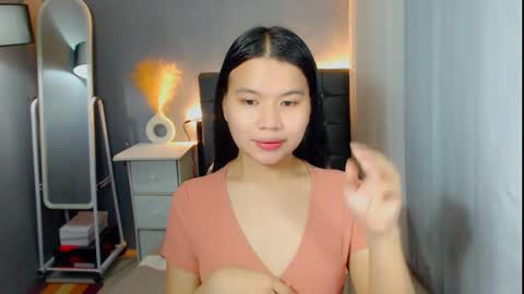 Snapshot of sweetnwildts chatting on February 25, 12:04 pm Ghena online show from February 25, 12:04 pm