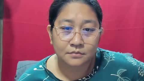 Snapshot of sweetpilipina88 chatting on December 3, 1:19 am MIA online show from December 3, 1:19 am