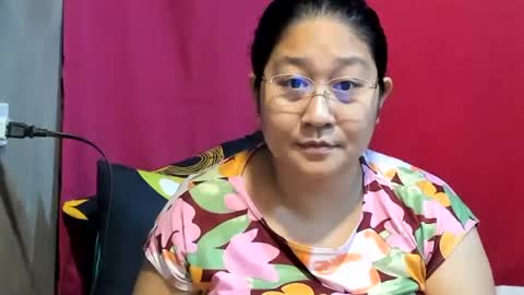 Snapshot of sweetpilipina88 chatting on January 24, 2:28 am MIA online show from January 24, 2:28 am