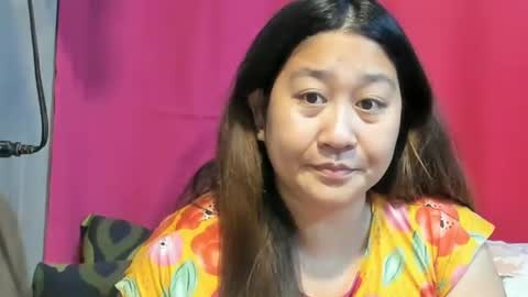 Snapshot of sweetpilipina88 chatting on February 4, 3:11 am MIA online show from February 4, 3:11 am