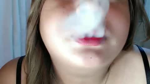 Snapshot of sweetprincess_athena chatting on October 31, 9:49 pm Princess Ella online show from October 31, 9:49 pm