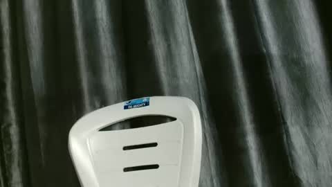 slim ivy online show from November 23, 4:12 am