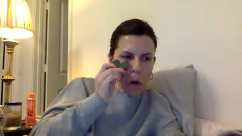 sweetriddance online show from February 27, 4:56 am