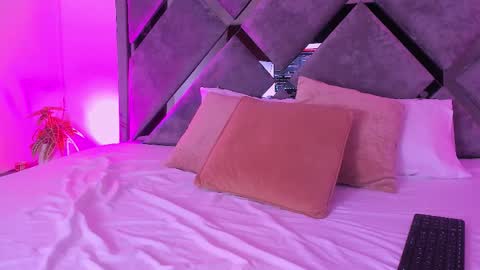 sweetsalome_01 online show from February 11, 12:21 pm