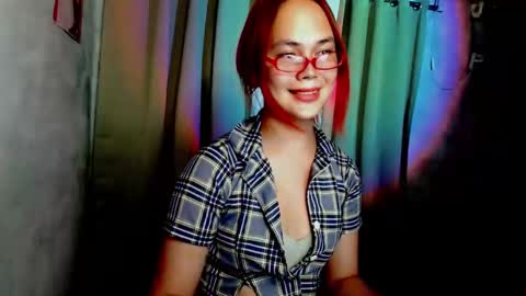 Snapshot of sweetsassyvv chatting on October 11, 7:40 am sweetsassyvv online show from October 11, 7:40 am