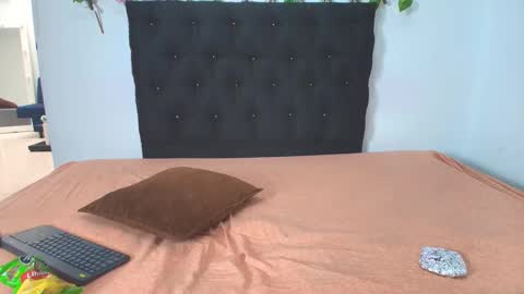 sweetscaarlett online show from April 17, 3:04 pm