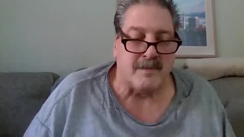 Snapshot of sweetsforu326 chatting on December 20, 3:08 pm sweetbrowneyes623 online show from December 20, 3:08 pm