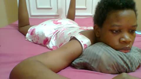 Snapshot of sweetshilah chatting on September 20, 1:39 am sweetshilah online show from September 20, 1:39 am