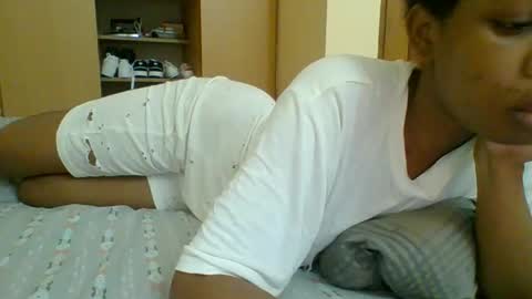 Snapshot of sweetshilah chatting on October 15, 3:17 am sweetshilah online show from October 15, 3:17 am