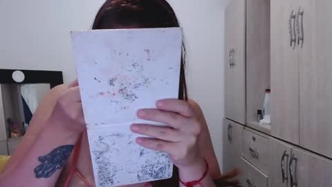 Snapshot of sweetsin_x77 chatting on October 16, 10:38 am Sweet online show from October 16, 10:38 am