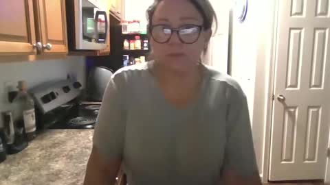 Snapshot of sweetsugar1979 chatting on November 4, 7:02 pm sweetsugar1979 online show from November 4, 7:02 pm