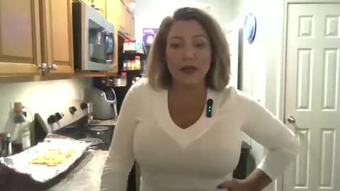 Snapshot of sweetsugar1979 chatting on November 25, 8:09 pm sweetsugar1979 online show from November 25, 8:09 pm