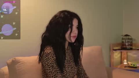    online show from March 27, 2:06 pm