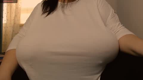 Maya online show from February 9, 10:09 am