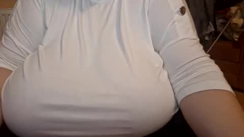 Maya online show from February 16, 6:54 pm