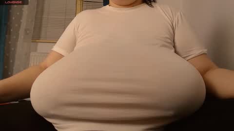 Maya online show from February 19, 5:27 pm