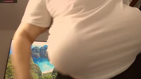 Maya online show from February 21, 9:54 pm